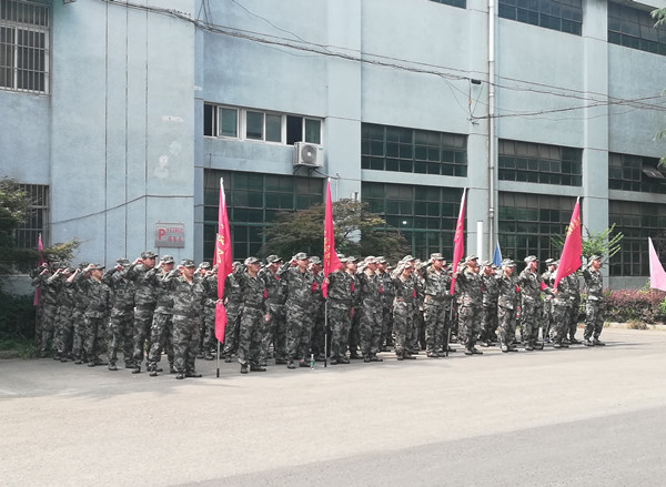 集團參加鼓樓區(qū)人武部民兵應急連訓練暨整組點驗活動